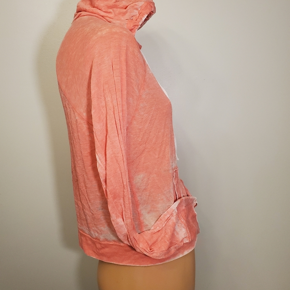 Adam Levine Distressed Hoodie - Picture 4 of 7